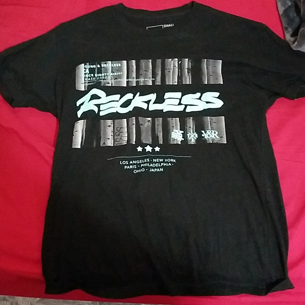 Two Y&R Small T-Shirts Both Black and White